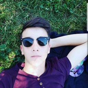 Meet your Posher, Lucas